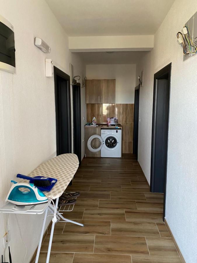 Apartments Nikicic บาร์ ภายนอก รูปภาพ