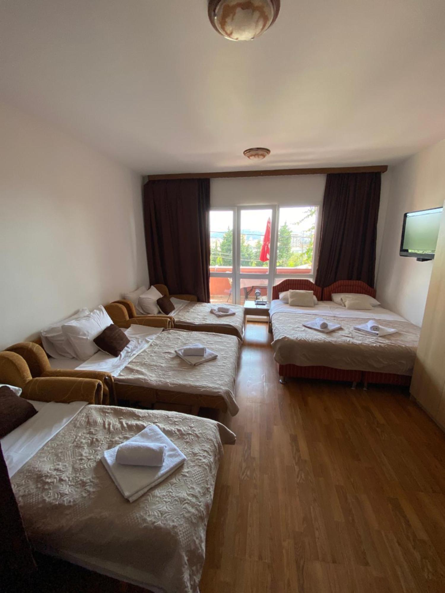 Apartments Nikicic บาร์ ภายนอก รูปภาพ